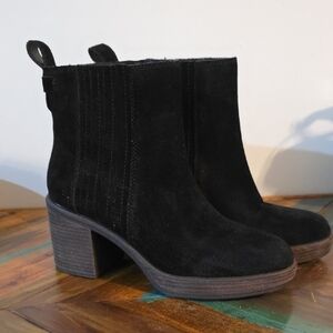 Crown Vintage Capari Bootie